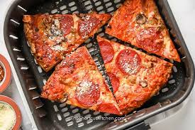 HOW TO REHEAT PIZZA IN AN AIR FRYER